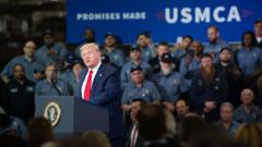 উত্তর আমেরিকার বাণিজ্য চুক্তি নবায়নে যুক্তরাষ্ট্রের বাধা: অনিশ্চয়তার মুখে দীর্ঘমেয়াদী ব্যবসায়িক স্থিতিশীলতা
