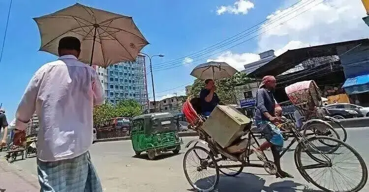 ঢাকায় তাপমাত্রা বৃদ্ধির আভাস, হতে পারে হালকা বৃষ্টি