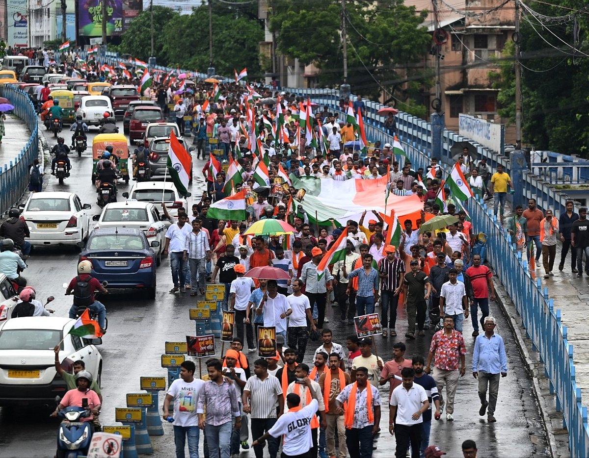 কলকাতায় সাংবাদিকদের ওপর হামলার তীব্র প্রতিবাদ, রাজ্য সরকারের কাছে নিরাপত্তার দাবি