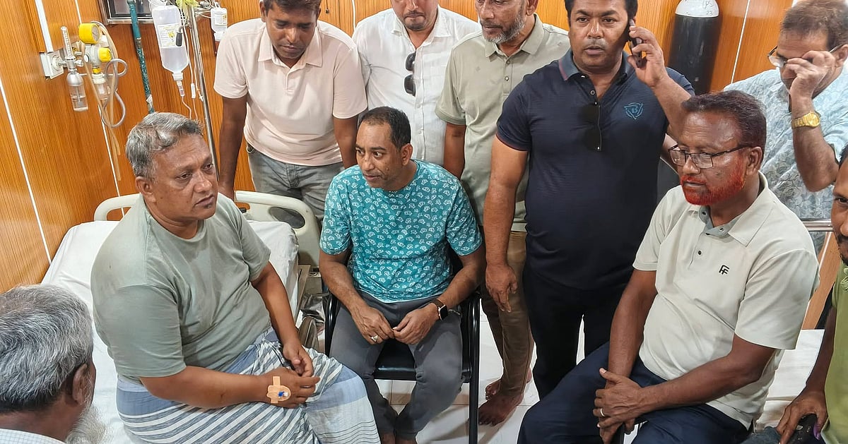 খোকসায় বিএনপির সাবেক নেতা নাফিজ আহমেদ খানের ওপর নৃশংস হামলা: মেয়র নির্বাচন ঘিরে উত্তেজনার আশঙ্কা