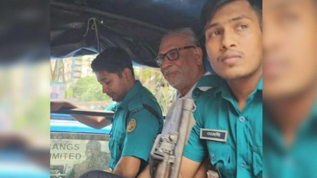 ‘মঞ্চ ৭১’র অনুষ্ঠানে উত্তেজনা, সাবেক মন্ত্রী লতিফ সিদ্দিকী আটক